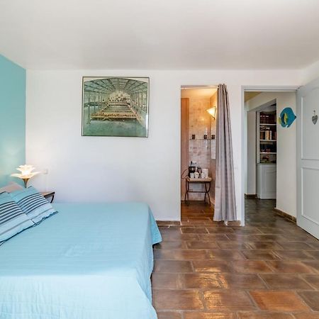 Le Patio Des Mimosas Par Dodo-A-Cassis Bed & Breakfast Exterior photo