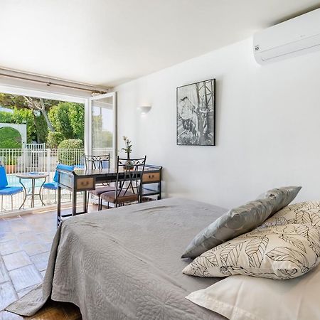 Le Patio Des Mimosas Par Dodo-A-Cassis Bed & Breakfast Exterior photo