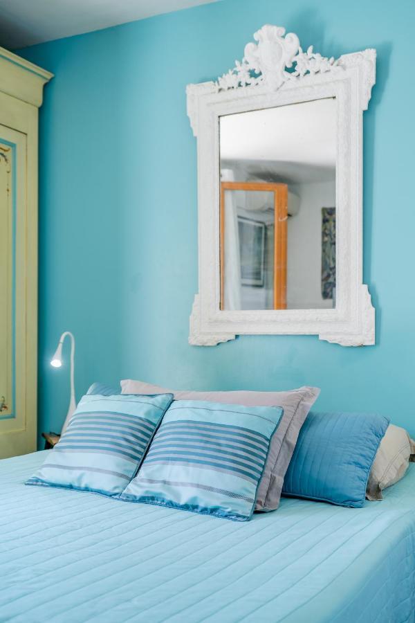 Le Patio Des Mimosas Par Dodo-A-Cassis Bed & Breakfast Exterior photo