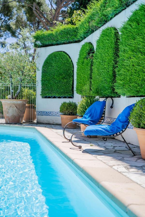 Le Patio Des Mimosas Par Dodo-A-Cassis Bed & Breakfast Exterior photo