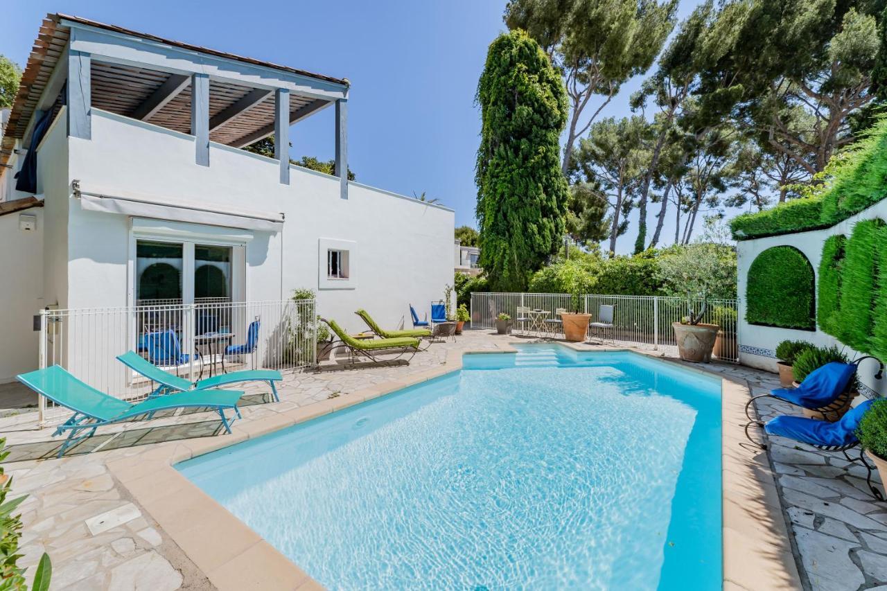 Le Patio Des Mimosas Par Dodo-A-Cassis Bed & Breakfast Exterior photo