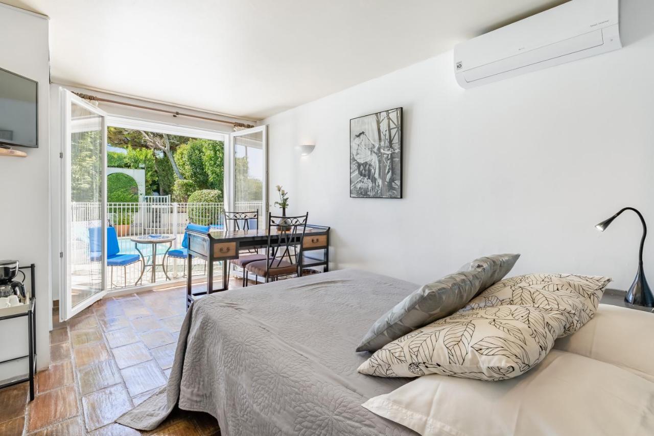 Le Patio Des Mimosas Par Dodo-A-Cassis Bed & Breakfast Exterior photo